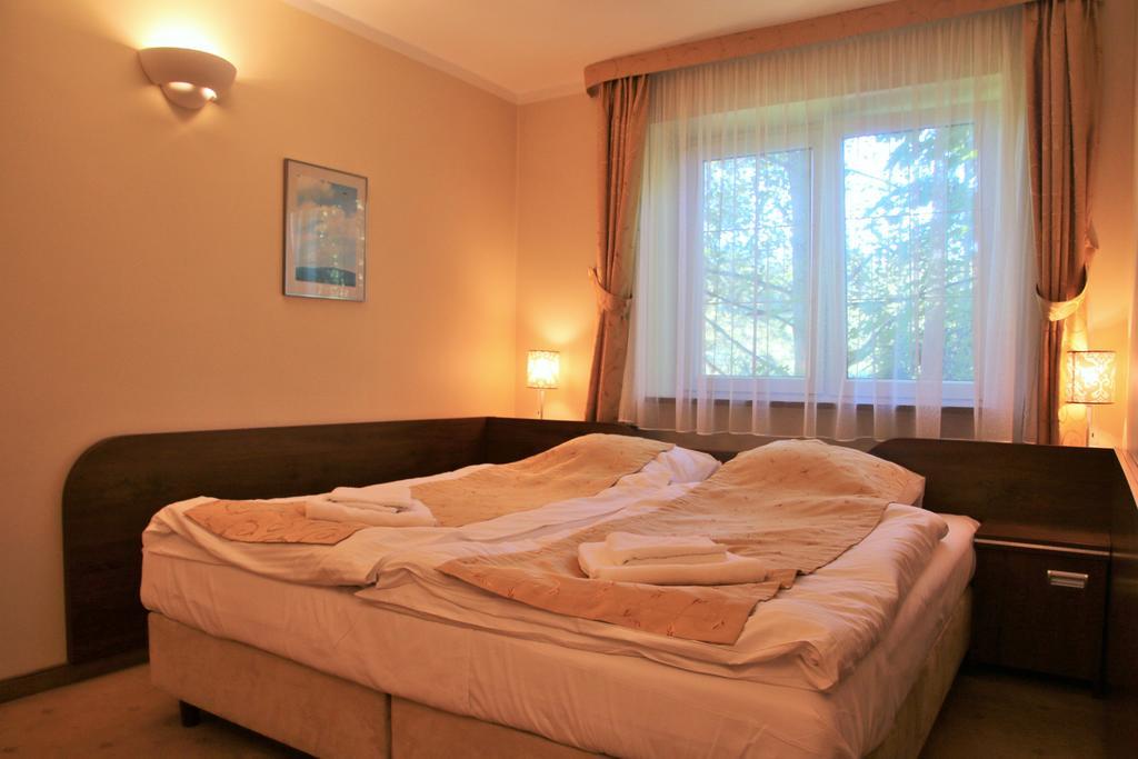 Willa Pod Skrzydlami Hotel Międzybrodzie Bialskie Eksteriør billede
